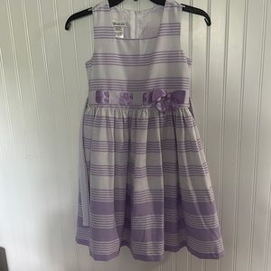 Girls spring Easter dress,  worn only one time. Beautiful dress!